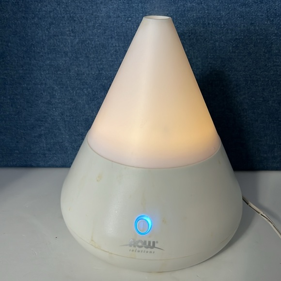 Now Solutions Ultrasonic Essential Oil Diffuser Aromatherapy EO Mist Vapor - Picture 4 of 8